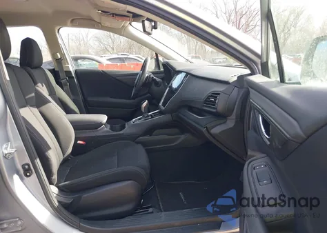 2024 Subaru Legacy Premium из США, поврежденный, VIN 4S3BWAD60R3011880